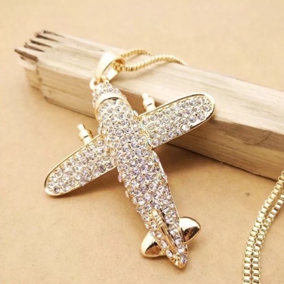 ✈️ STUNNING CRYSTAL AIRPLANE NECKLACE ! - Picture 4 of 4